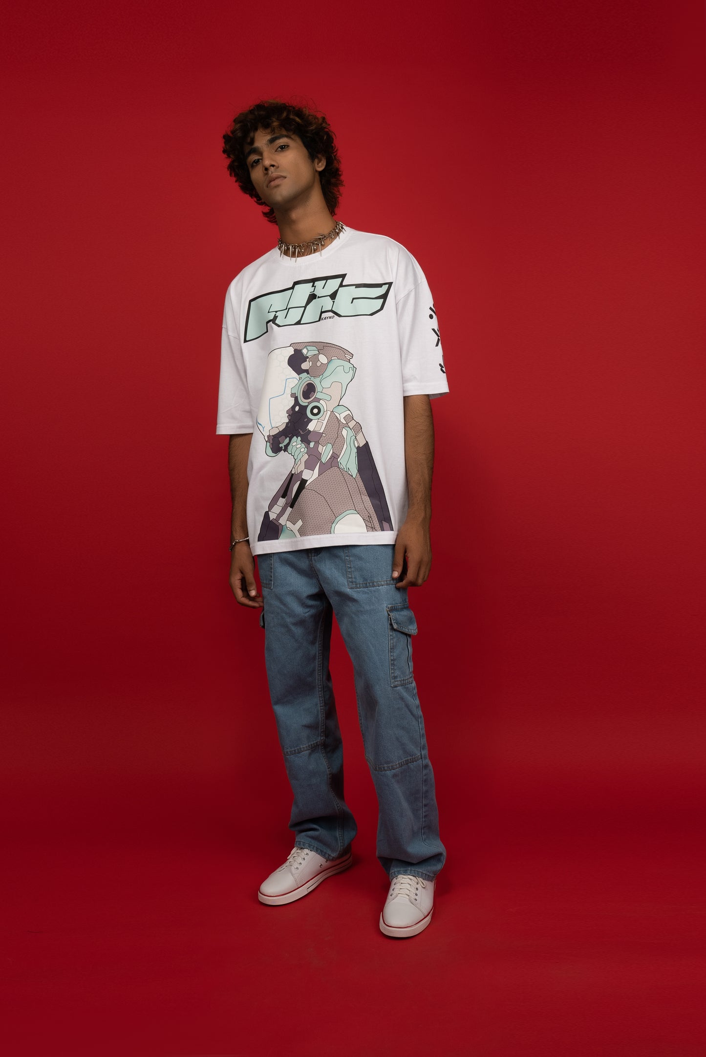 FUTURE  OVERSIZED T-SHIRT