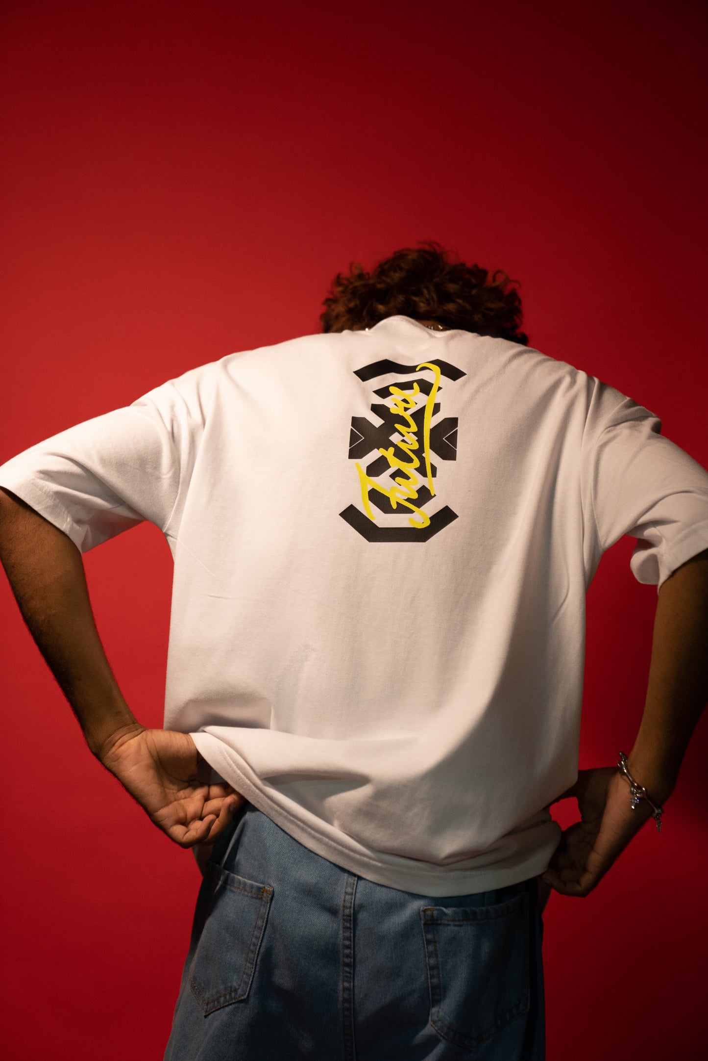 FUTURE  OVERSIZED T-SHIRT