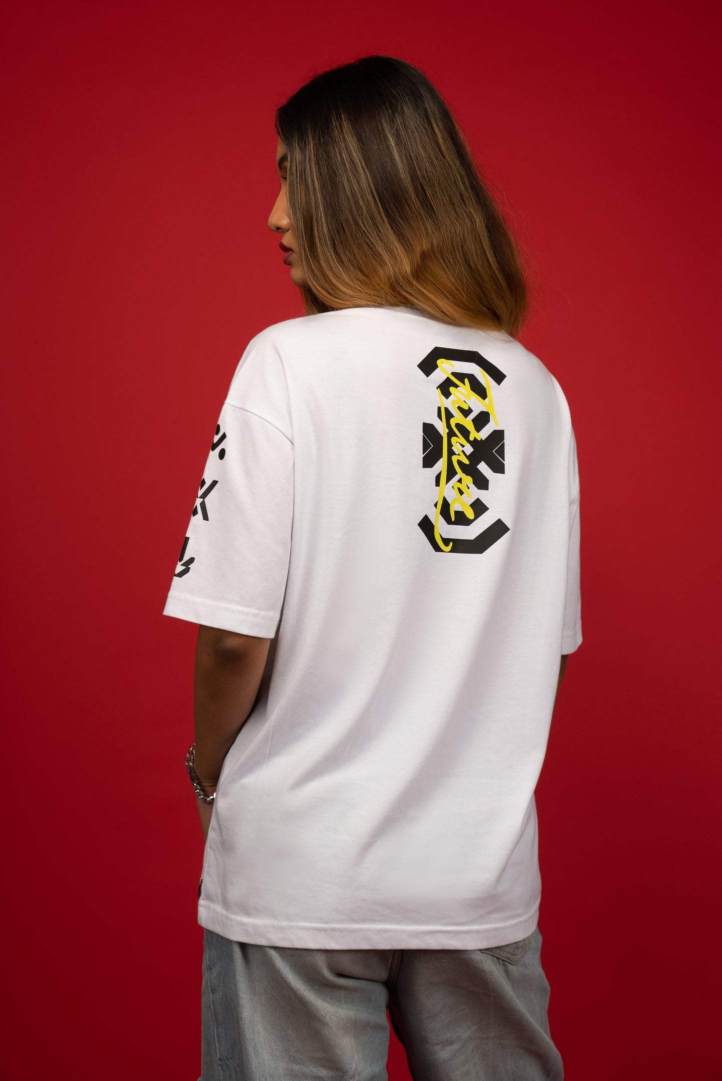 FUTURE  OVERSIZED T-SHIRT