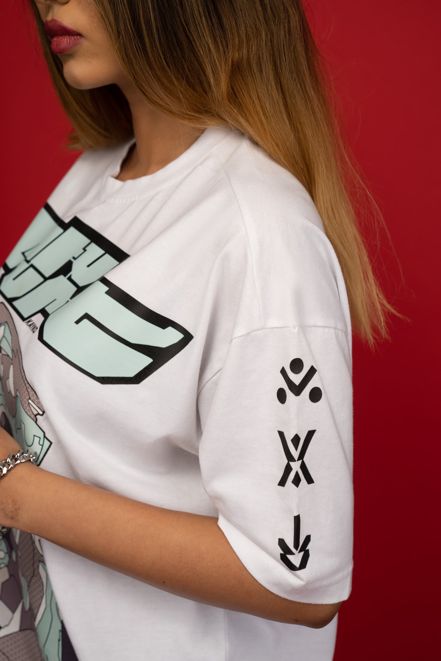 FUTURE  OVERSIZED T-SHIRT