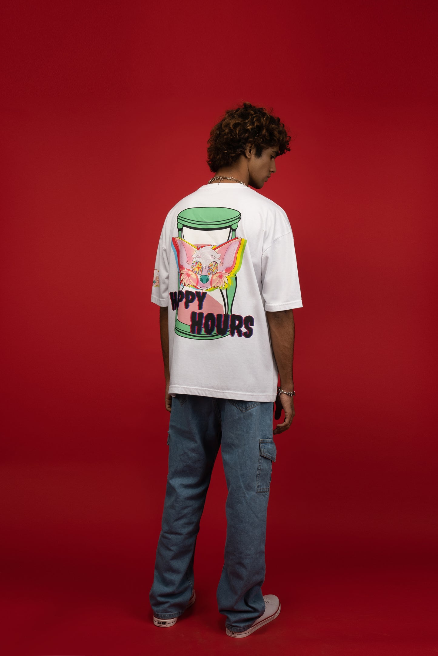 HAPPY HOUR OVERSIZED T-SHIRT