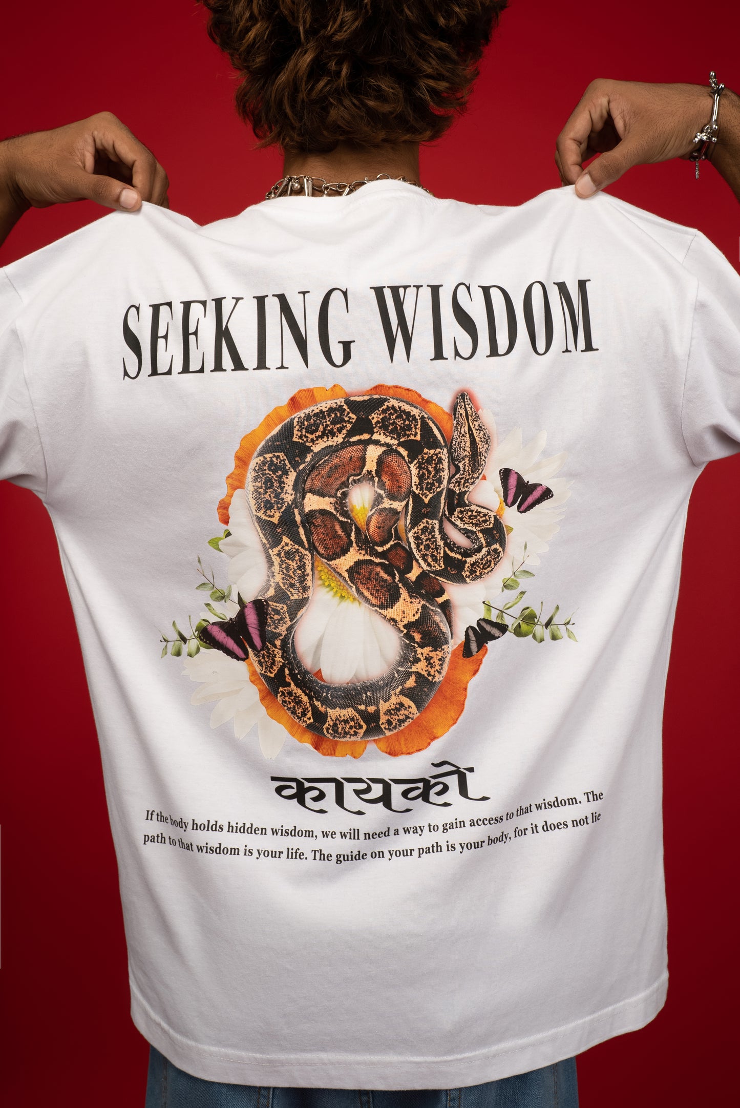 SEEKING WISDOM OVERSIZE T-SHIRT