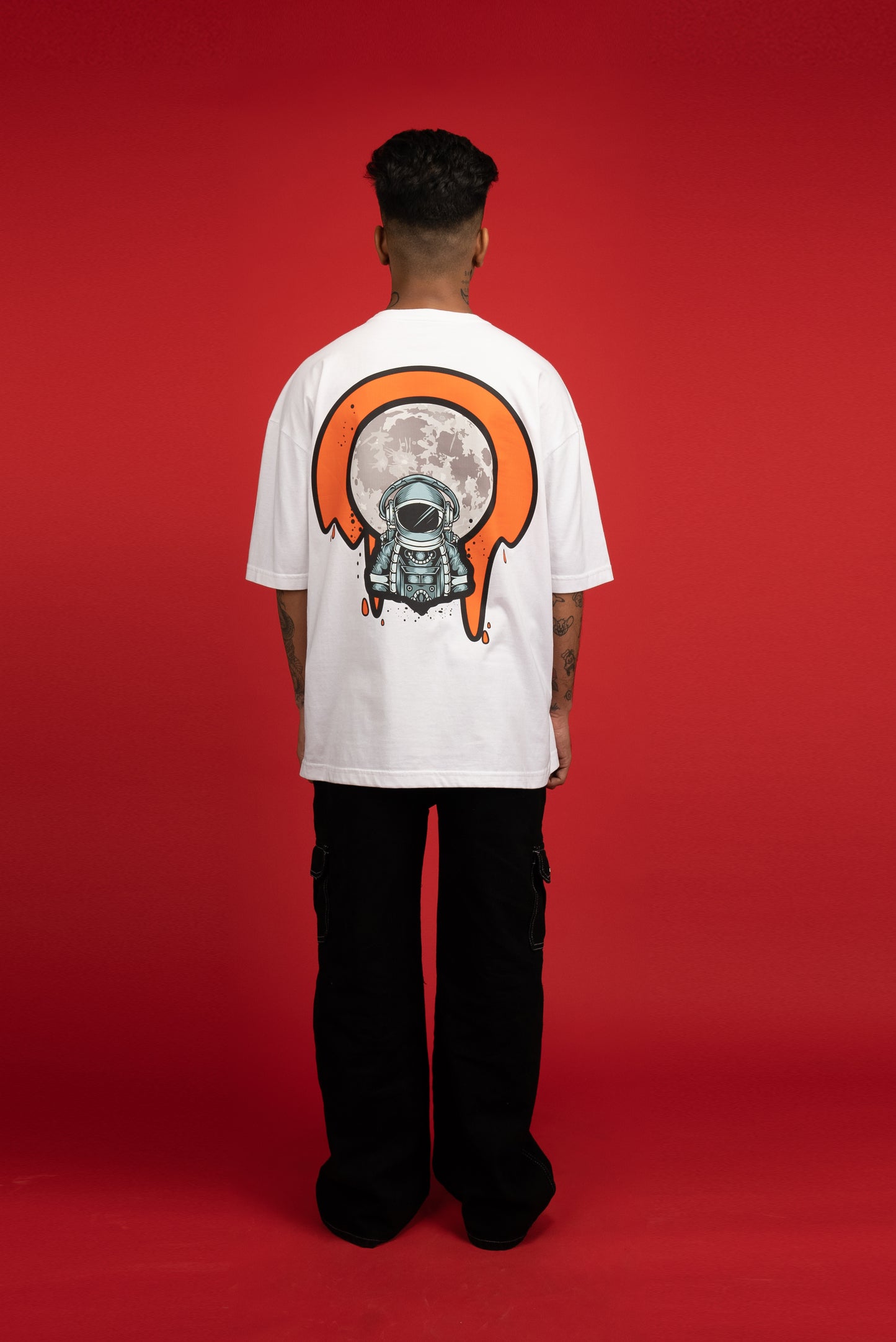 SPACE OVERSIZE T-SHIRT