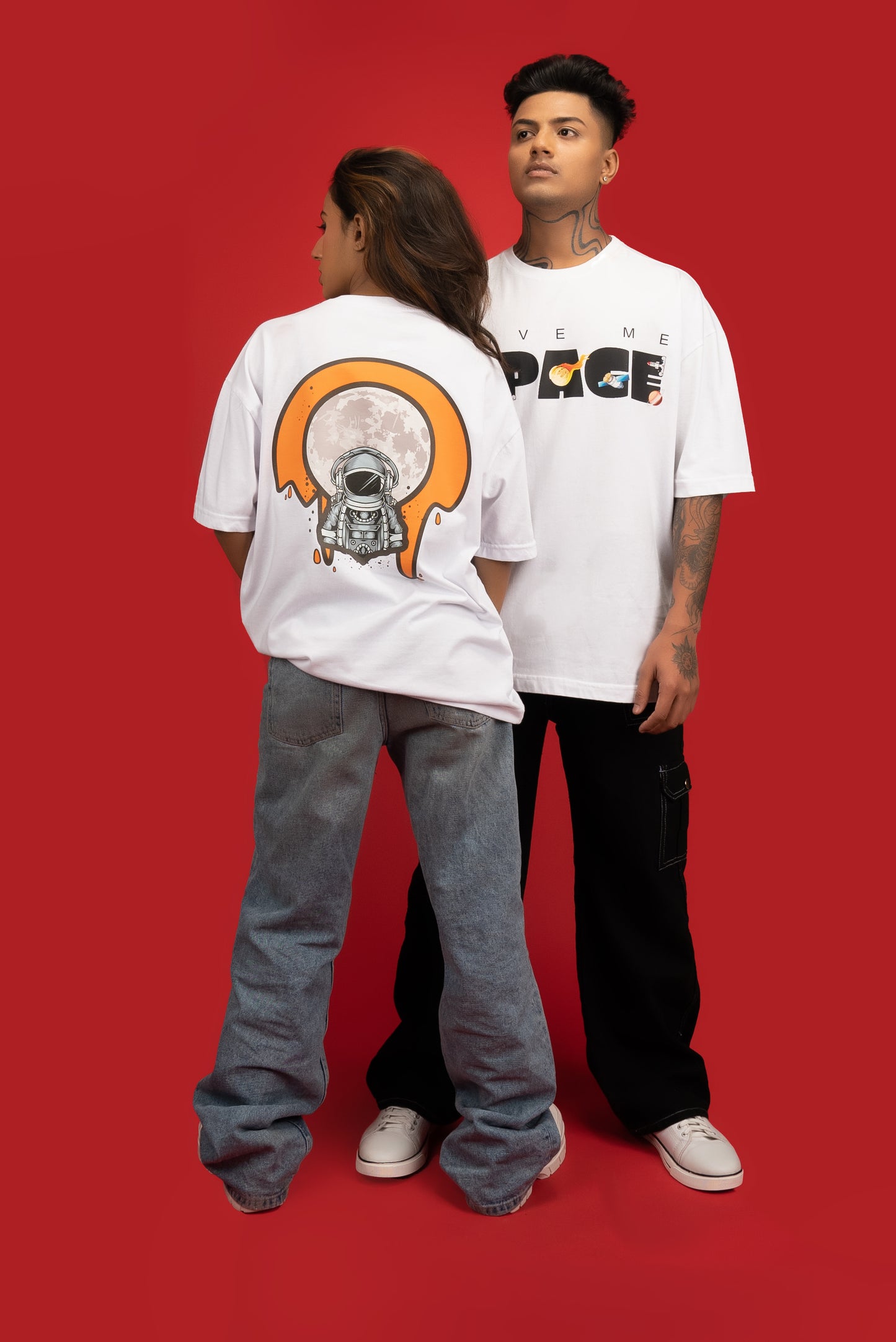 SPACE OVERSIZE T-SHIRT