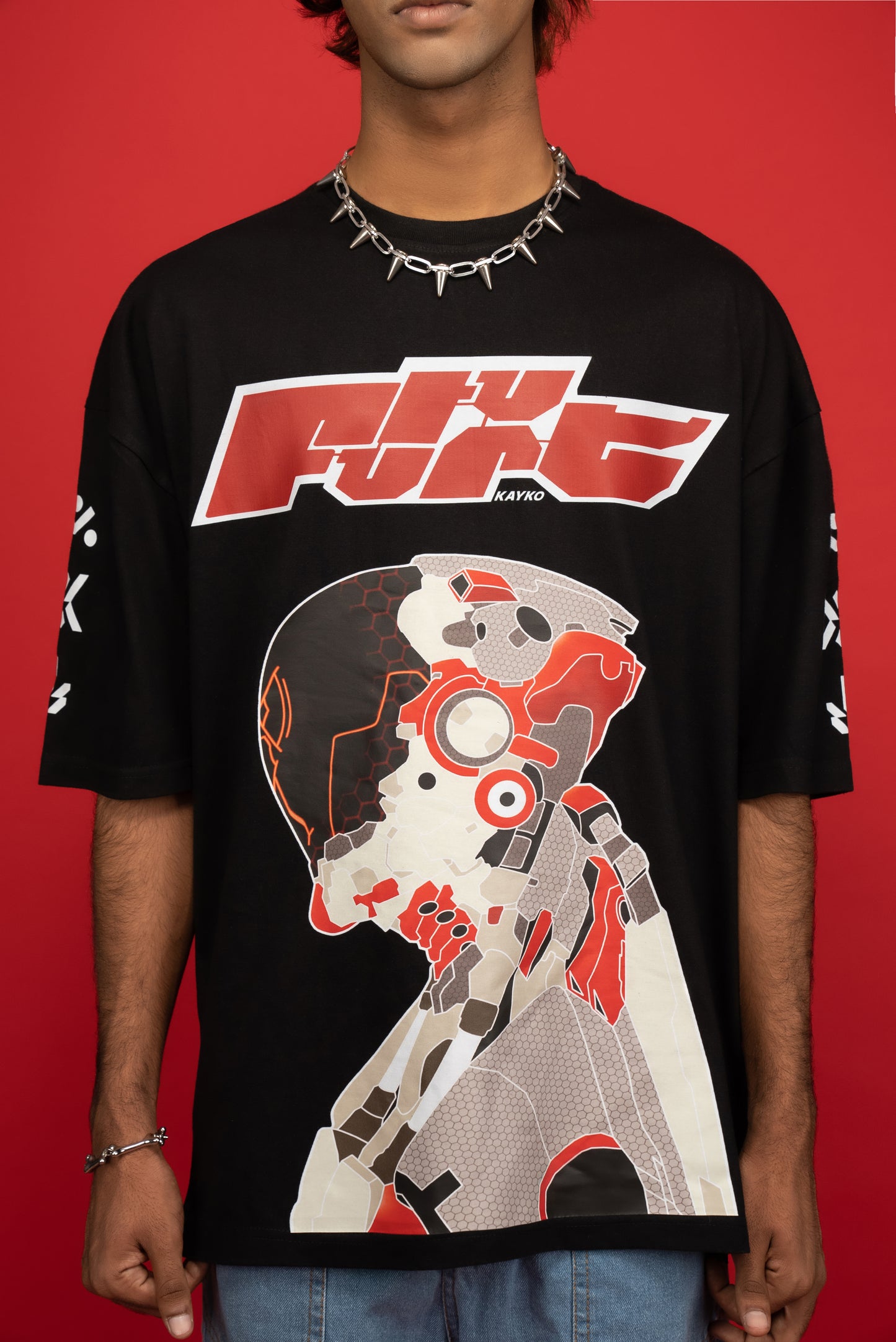FUTURE  OVERSIZED T-SHIRT