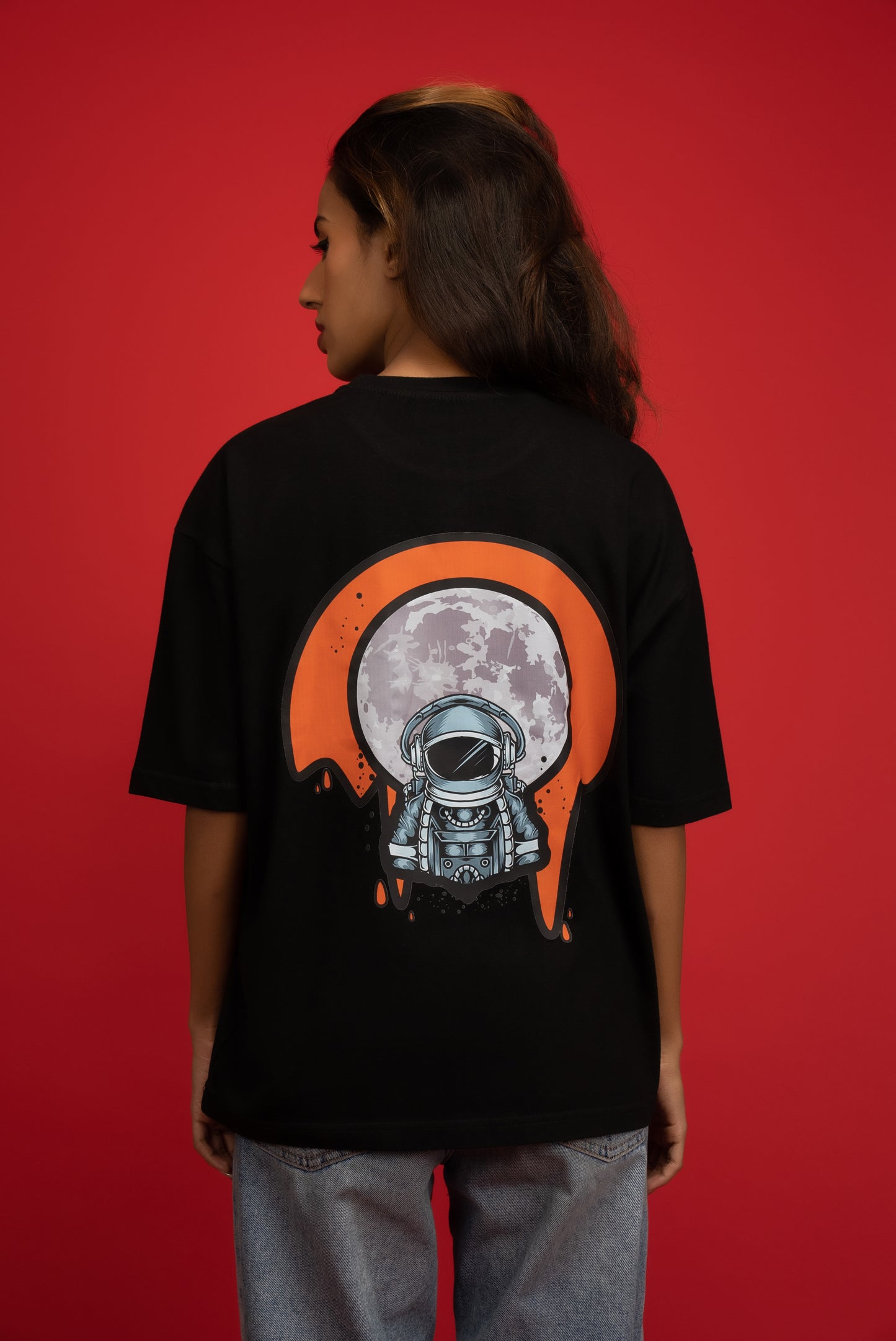 SPACE OVERSIZE T-SHIRT